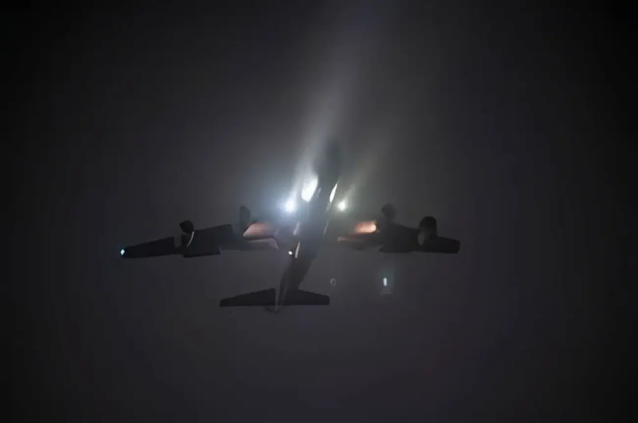 Aeronave dos EUA durante a Operação Hawkeye contra Estado Islâmico em dezembro de 2025 | Reprodução