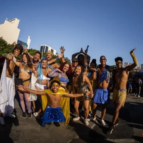 Com 14 desfiles em 2026, Carnabendita amplia ecossistema no Carnaval de Rua do Rio