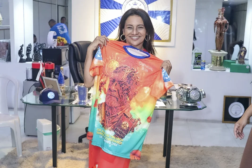 Dira Paes representará Dona Lindu no desfile da Acadêmicos de Niterói Dira Paes representará Dona Lindu no desfile da Acadêmicos de Niterói