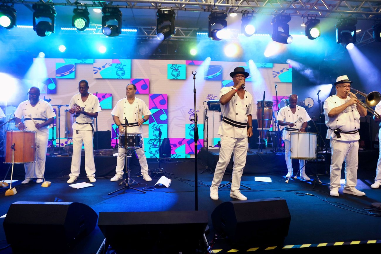 Cordão da Bola Preta - RT Fotografia