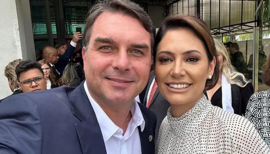 Ex-primeira-dama Michelle Bolsonaro pode entrar na disputa pelo Senado em 2026.Reprodução Ex-primeira-dama Michelle Bolsonaro pode entrar na disputa pelo Senado em 2026.Reprodução