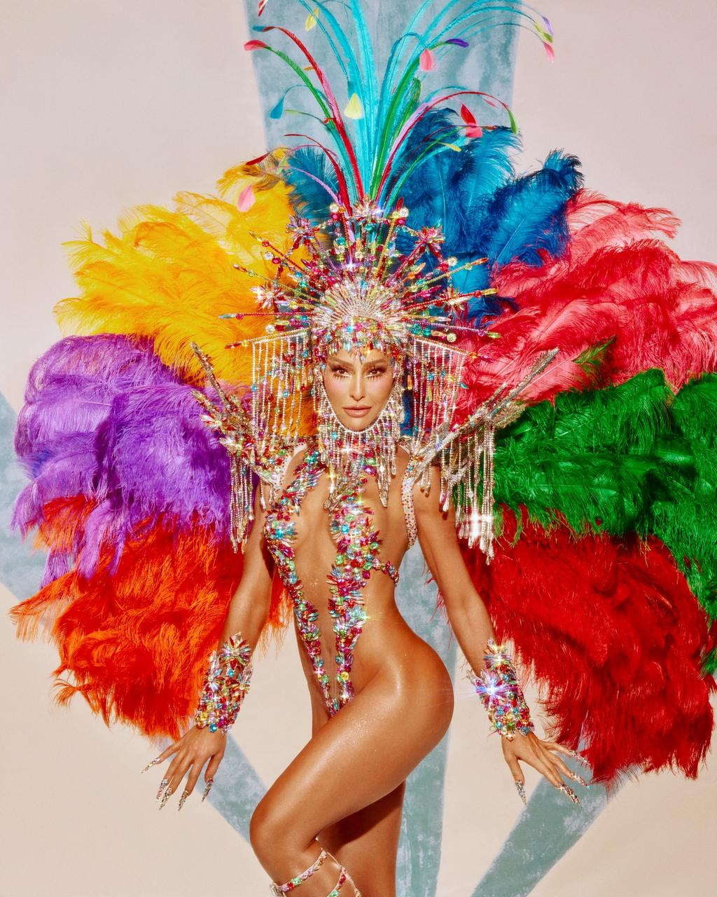 Sabrina Sato transmuta corpo em tela e celebra a dignidade do morro sob o pincel de Heitor dos Prazeres - Rio de Janeiro, Brazil