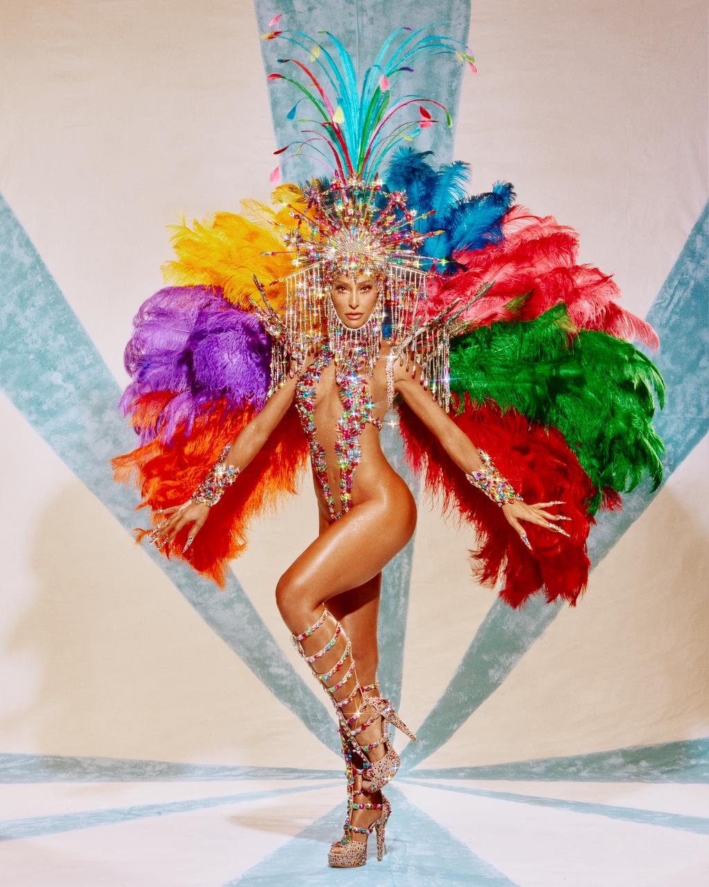 Sabrina Sato transmuta corpo em tela e celebra a dignidade do morro sob o pincel de Heitor dos Prazeres - Rio de Janeiro, Brazil