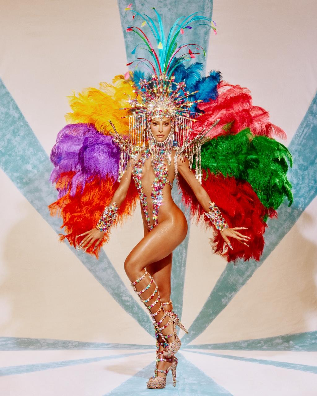 Sabrina Sato transmuta corpo em tela e celebra a dignidade do morro sob o pincel de Heitor dos Prazeres - Rio de Janeiro, Brazil