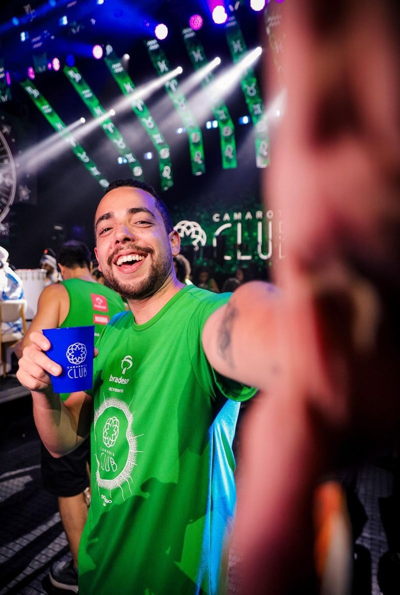 Quarta noite de carnaval no Camarote Club foi marcada pela mistura de axé e eletrônica - Foto: Sercio Freitas | Olhos de Lince