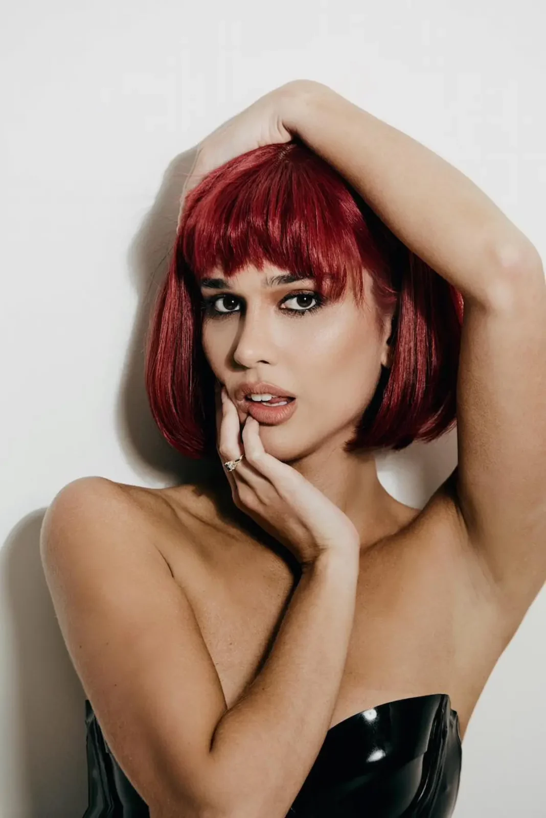 Vilã da próxima novela das seis, Theresa Fonseca faz despedida de solteira na Sapucaí Vilã da próxima novela das seis, Theresa Fonseca faz despedida de solteira na Sapucaí