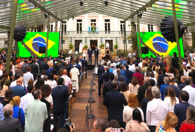 A cerimônia foi realizada nos jardins do Palácio da Cidade, em Botafogo. Foto: Fabio Motta