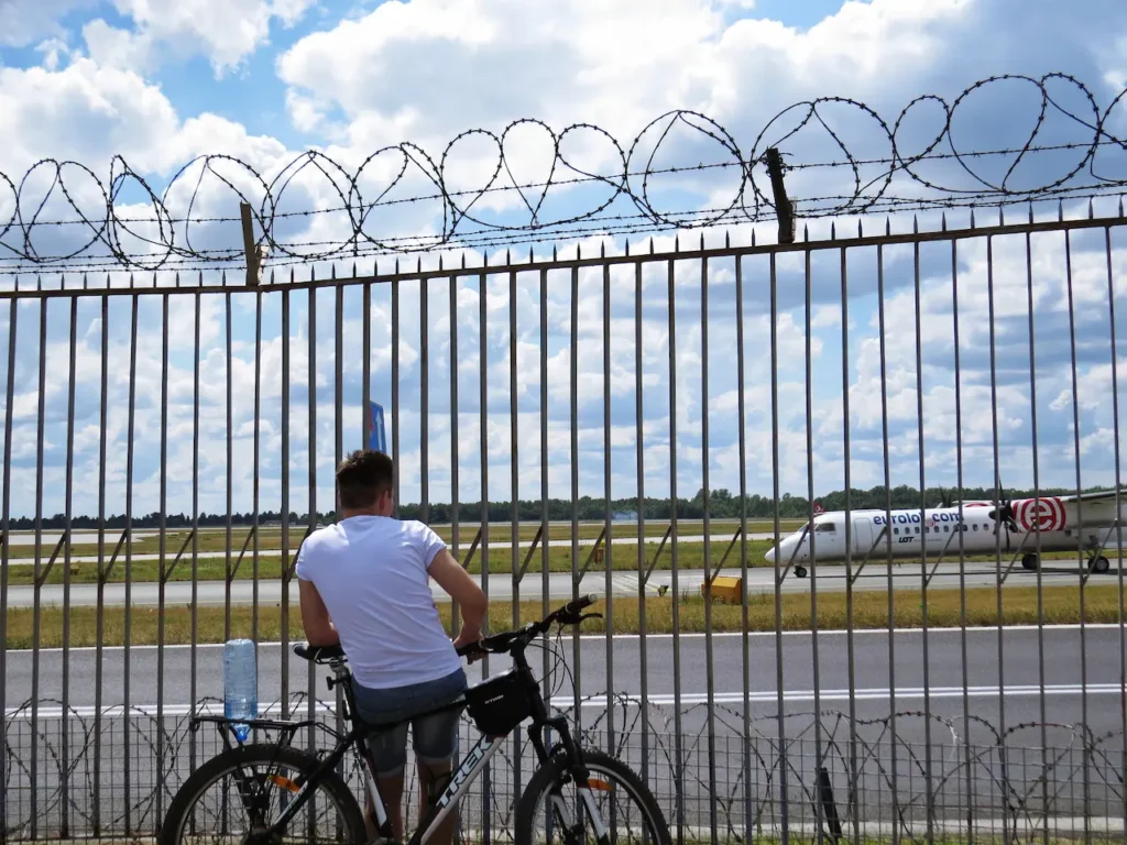 Conflito no Oriente Médio encarece passagens e ameaça voos — Diário Carioca