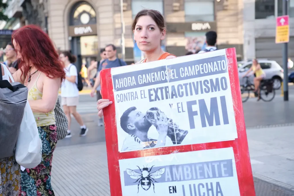 Argentina e FMI fecham acordo para desembolso de US$ 1 bilhão — Diário Carioca