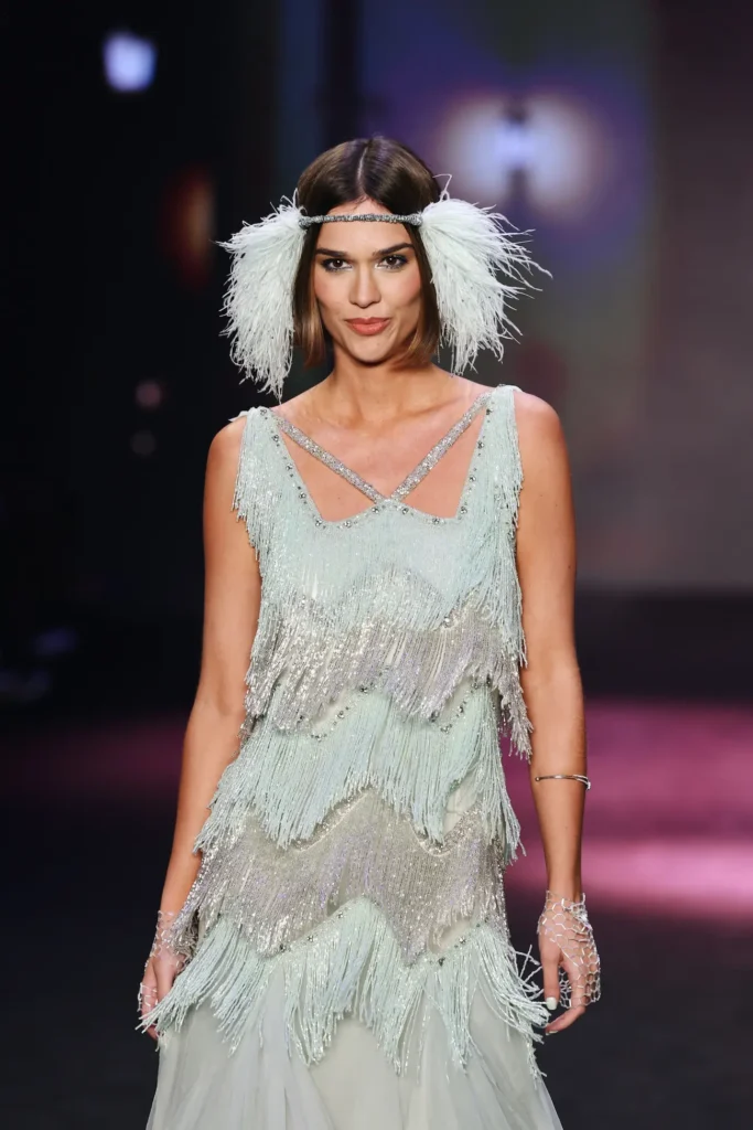 Theresa Fonseca leva vilã de ‘A Nobreza do Amor’ para as passarelas do RIO Fashion Week — Diário Carioca