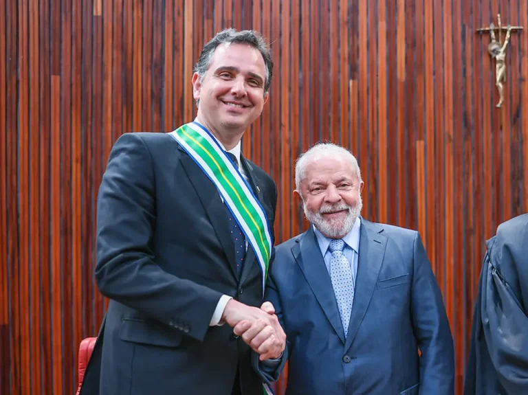 Lula blinda aliança com Pacheco em Minas — Diário Carioca